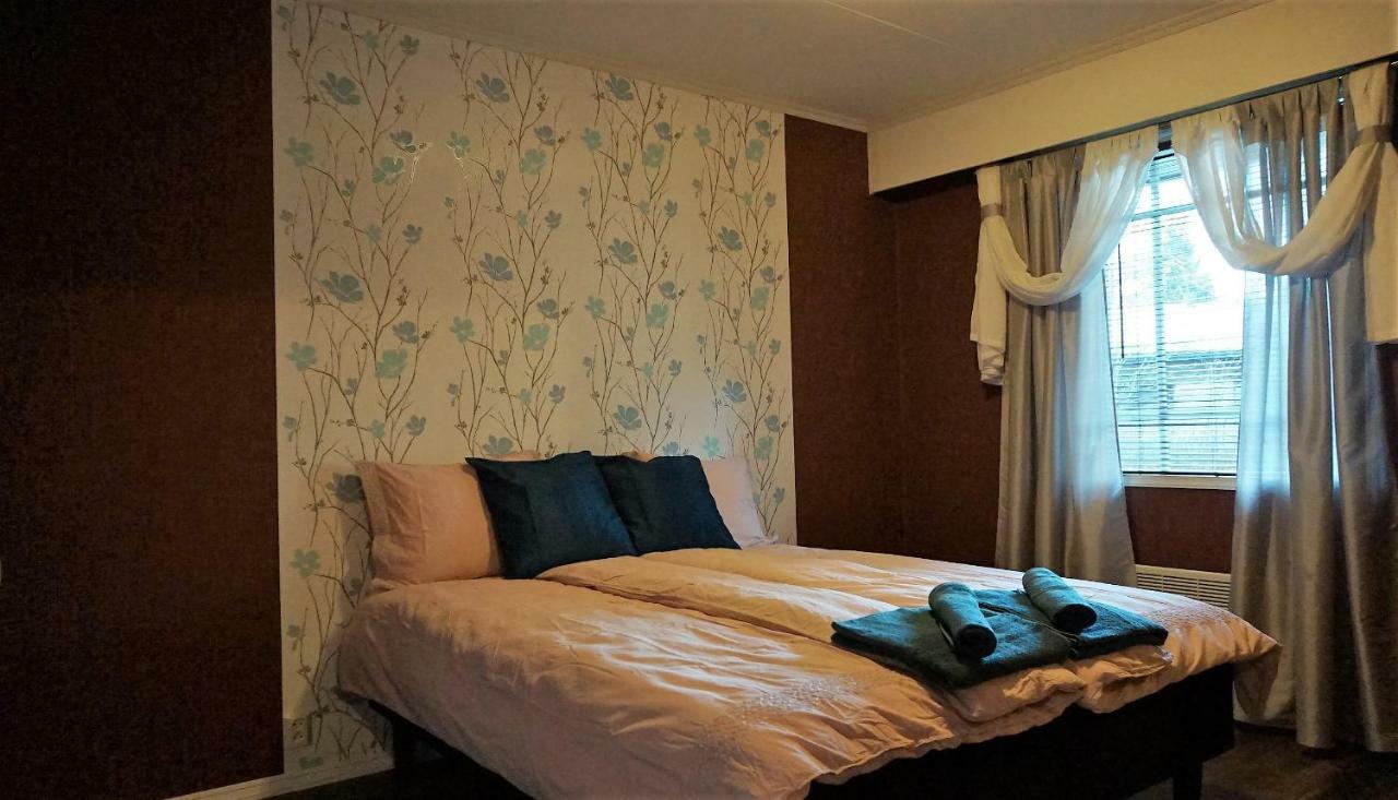 4 Bedrooms Near Center - Kranni Pori Exterior photo